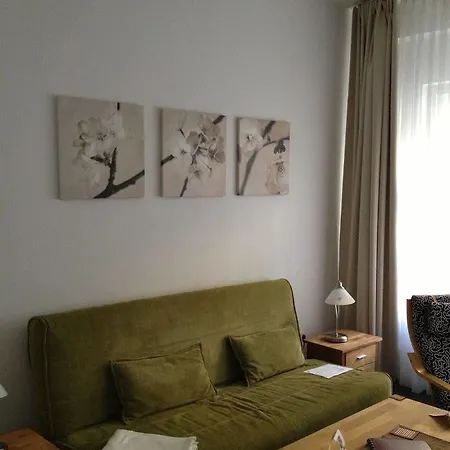 Apartmenthaus Feuerbach Leipzig