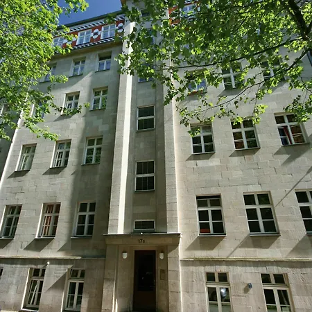 Apartmenthaus Feuerbach * Leipzig