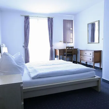 Apartmenthaus Feuerbach * Leipzig